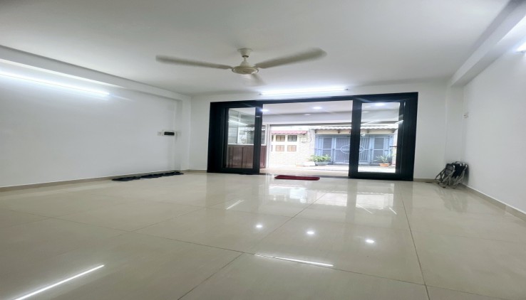 Bán Nhà Hẻm Trần Văn Quang – Âu Cơ Tân Bình – Ô Tô Thang Máy – 52m2 , 4 Tầng Chỉ Nhỉnh 7 Tỷ.